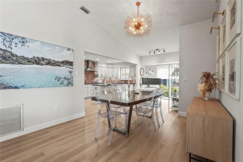 Casa en venta en Sarasota, Florida, 2 dormitorios, 153.2 m2 № 1898689 - foto 18