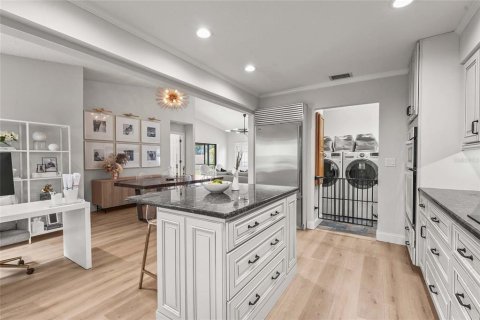 Casa en venta en Sarasota, Florida, 2 dormitorios, 153.2 m2 № 1898689 - foto 14