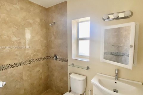 Apartment in Miami, Florida 1 bedroom, 243.31 sq.m. № 1998792 - photo 16