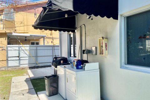 Apartment in Miami, Florida 1 bedroom, 243.31 sq.m. № 1998792 - photo 22