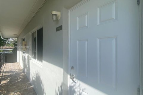 Apartment in Miami, Florida 1 bedroom, 243.31 sq.m. № 1998792 - photo 5