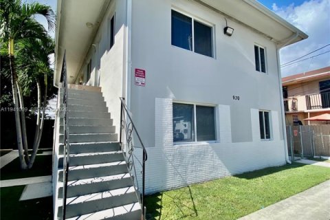 Apartment in Miami, Florida 1 bedroom, 243.31 sq.m. № 1998792 - photo 3