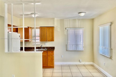 Apartment in Miami, Florida 1 bedroom, 243.31 sq.m. № 1998792 - photo 8