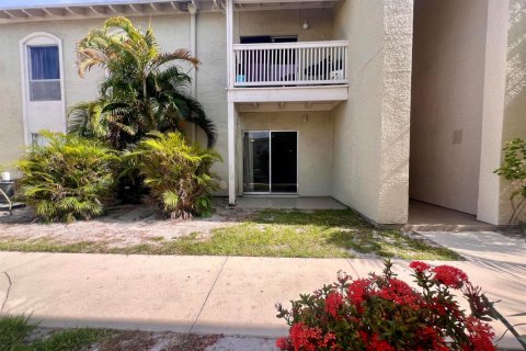 Condo in West Palm Beach, Florida, 1 bedroom  № 2086505 - photo 21