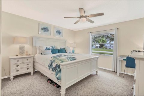 Condo in Englewood, Florida, 2 bedrooms  № 1287947 - photo 19