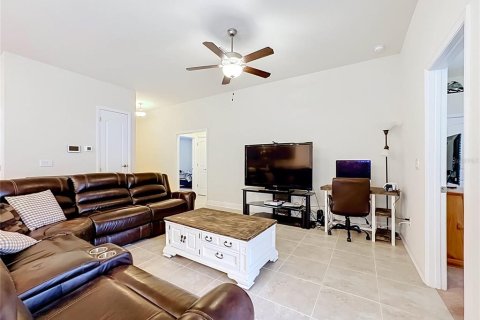 House in Wimauma, Florida 3 bedrooms, 129.41 sq.m. № 2235893 - photo 17