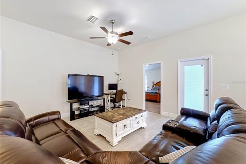 House in Wimauma, Florida 3 bedrooms, 129.41 sq.m. № 2235893 - photo 18