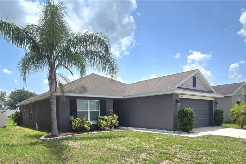 House in Wimauma, Florida 3 bedrooms, 129.41 sq.m. № 2235893 - photo 3