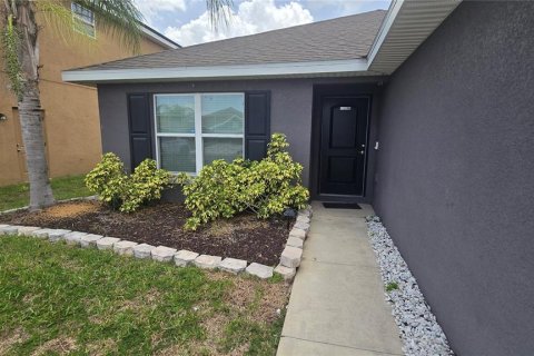 House in Wimauma, Florida 3 bedrooms, 129.41 sq.m. № 2235893 - photo 6