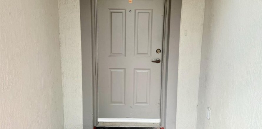 Condo in Coral Springs, Florida, 3 bedrooms  № 947912