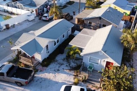Terreno en venta en Madeira Beach, Florida № 1609427 - foto 14