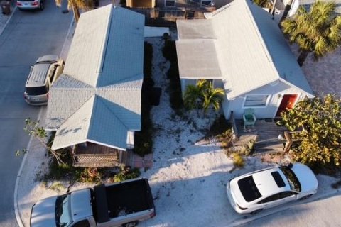 Terreno en venta en Madeira Beach, Florida № 1609427 - foto 9