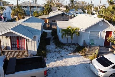 Terreno en venta en Madeira Beach, Florida № 1609427 - foto 11