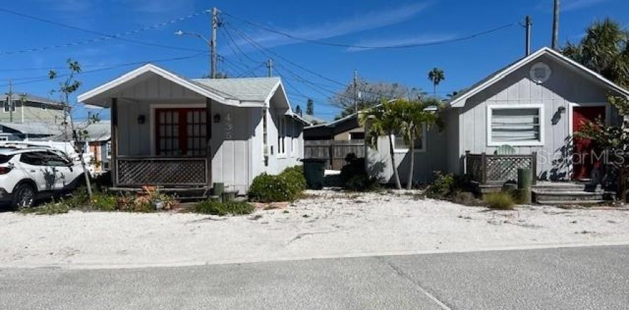 Terreno en Madeira Beach, Florida № 1609427