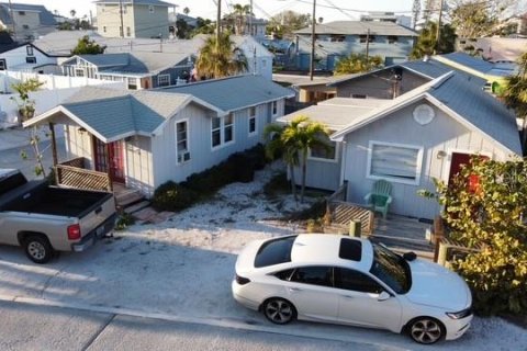 Terreno en venta en Madeira Beach, Florida № 1609427 - foto 13