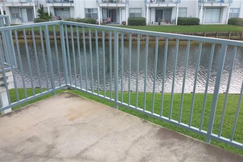 Copropriété à louer à Orlando, Floride: 2 chambres, 83.61 m2 № 1916904 - photo 10