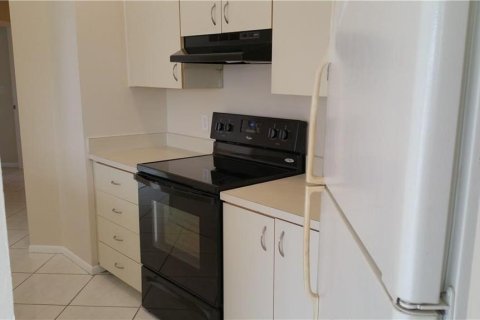 Copropriété à louer à Orlando, Floride: 2 chambres, 83.61 m2 № 1916904 - photo 2