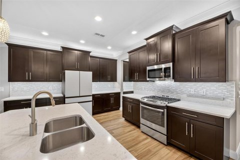 Villa ou maison à vendre à Ruskin, Floride: 4 chambres, 266.44 m2 № 1909441 - photo 14