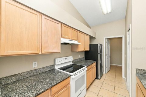 Villa ou maison à louer à Riverview, Floride: 3 chambres, 136.85 m2 № 2430581 - photo 6