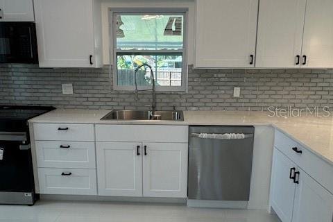 Casa en venta en Okeechobee, Florida, 3 dormitorios, 189.52 m2 № 1608479 - foto 7