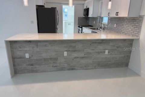 Casa en venta en Okeechobee, Florida, 3 dormitorios, 189.52 m2 № 1608479 - foto 10