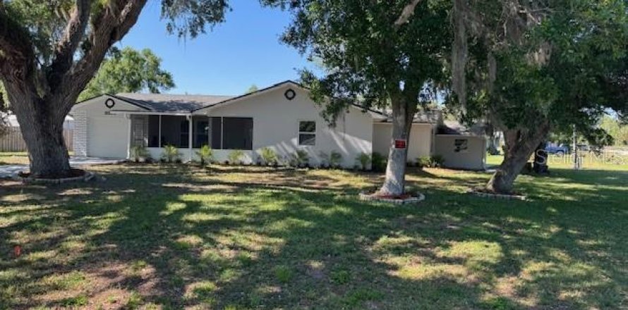 Casa en Okeechobee, Florida 3 dormitorios, 189.52 m2 № 1608479