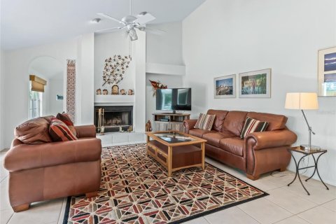 Casa en venta en Lady Lake, Florida, 3 dormitorios, 273.88 m2 № 2232023 - foto 26
