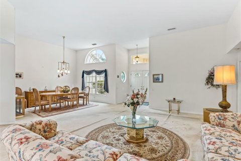 Casa en venta en Lady Lake, Florida, 3 dormitorios, 273.88 m2 № 2232023 - foto 13