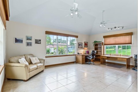 Casa en venta en Lady Lake, Florida, 3 dormitorios, 273.88 m2 № 2232023 - foto 30