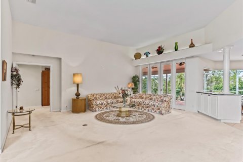 Casa en venta en Lady Lake, Florida, 3 dormitorios, 273.88 m2 № 2232023 - foto 10