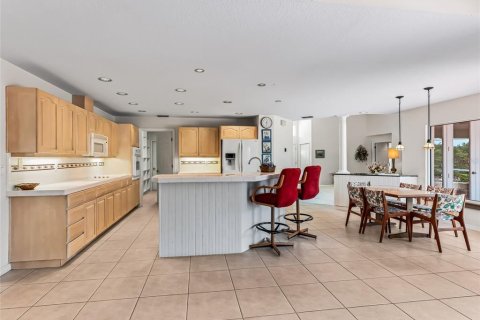 Casa en venta en Lady Lake, Florida, 3 dormitorios, 273.88 m2 № 2232023 - foto 17