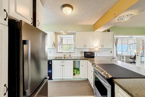 Villa ou maison à vendre à Venice, Floride: 2 chambres, 123.37 m2 № 2092314 - photo 14