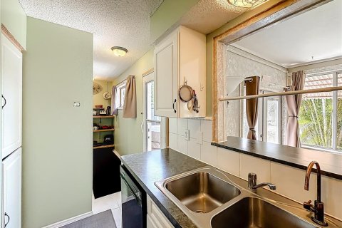 Villa ou maison à vendre à Venice, Floride: 2 chambres, 123.37 m2 № 2092314 - photo 15