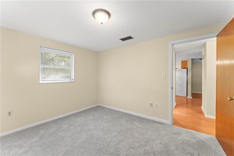 House in Zephyrhills, Florida 2 bedrooms, 107.58 sq.m. № 1716499 - photo 22