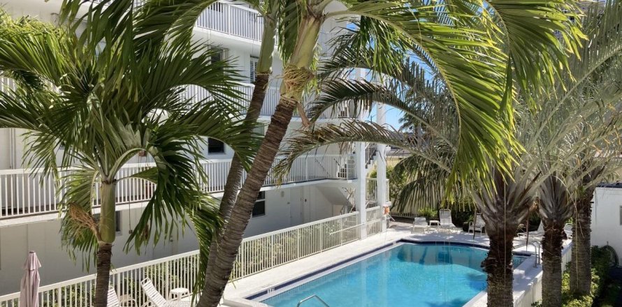 Condo à West Palm Beach, Floride, 2 chambres № 726658