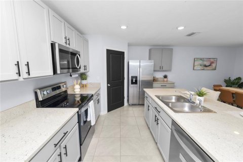 Villa ou maison à vendre à Plant City, Floride: 4 chambres, 171.5 m2 № 2144997 - photo 5