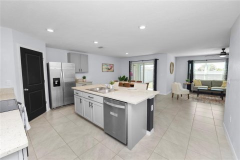Villa ou maison à vendre à Plant City, Floride: 4 chambres, 171.5 m2 № 2144997 - photo 6