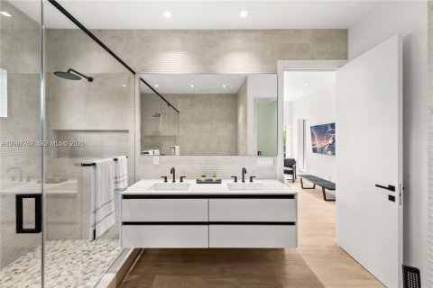 Villa ou maison à vendre à Miami, Floride: 4 chambres, 250 m2 № 2365048 - photo 26