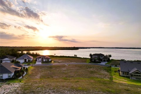 Terreno en venta en Auburndale, Florida № 1821225 - foto 4