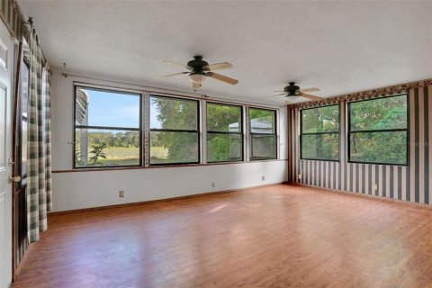 House in Keystone Heights, Florida 3 bedrooms, 165.18 sq.m. № 1743749 - photo 9