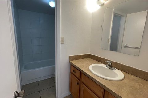 Condo in Tampa, Florida, 1 bedroom  № 1508248 - photo 17