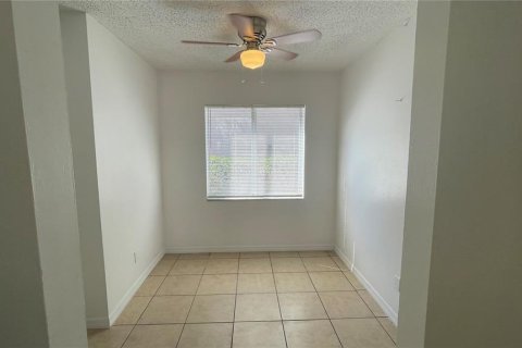 Condo in Tampa, Florida, 1 bedroom  № 1508248 - photo 9