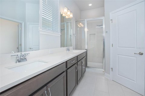Touwnhouse à vendre à Orlando, Floride: 2 chambres, 140.93 m2 № 1902952 - photo 8
