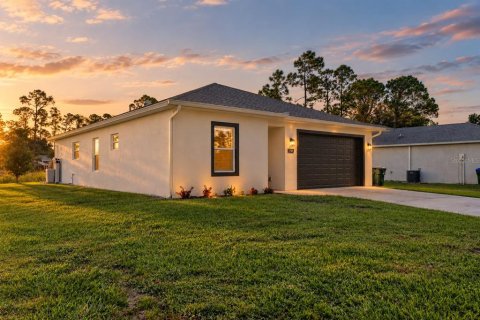 Casa en venta en North Port, Florida, 3 dormitorios, 145.02 m2 № 2424074 - foto 2