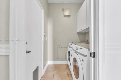 Снять в аренду виллу или дом в Паркленд, Флорида 3 спальни, 176.79м2, № 1970730 - фото 23