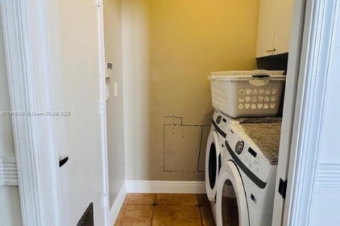 Снять в аренду виллу или дом в Паркленд, Флорида 3 спальни, 176.79м2, № 1970730 - фото 15