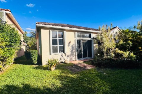 Снять в аренду виллу или дом в Паркленд, Флорида 3 спальни, 176.79м2, № 1970730 - фото 18