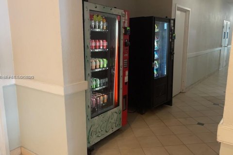 Copropriété à louer à Miami, Floride: 1 chambre, 79.99 m2 № 2056147 - photo 16