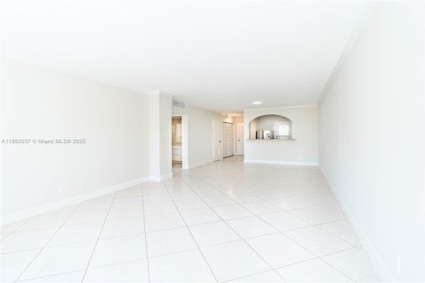 Condo in Fort Lauderdale, Florida, 1 bedroom  № 2039346 - photo 19
