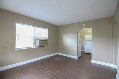 Appartement à louer à Lakeland, Floride: 2 chambres, 70.7 m2 № 2226968 - photo 3